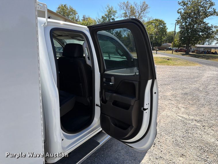 image for item FT6446 2017 Chevrolet Silverado 2500HD Crew Cab utility bed pickup truck