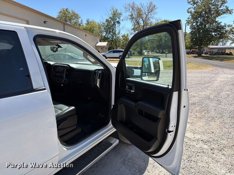 image for item FT6446 2017 Chevrolet Silverado 2500HD Crew Cab utility bed pickup truck