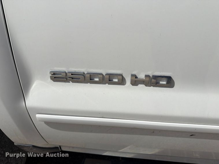 image for item FT6446 2017 Chevrolet Silverado 2500HD Crew Cab utility bed pickup truck