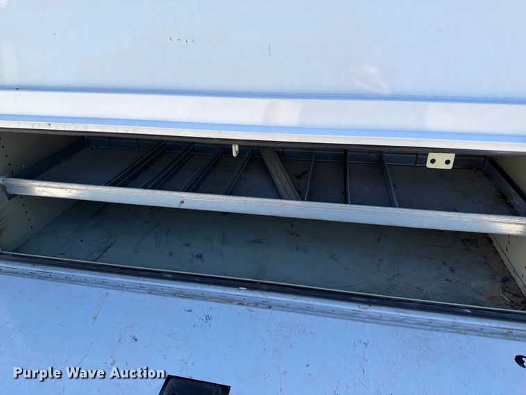 image for item FT6447 2016 Chevrolet Silverado 3500HD utility bed pickup truck