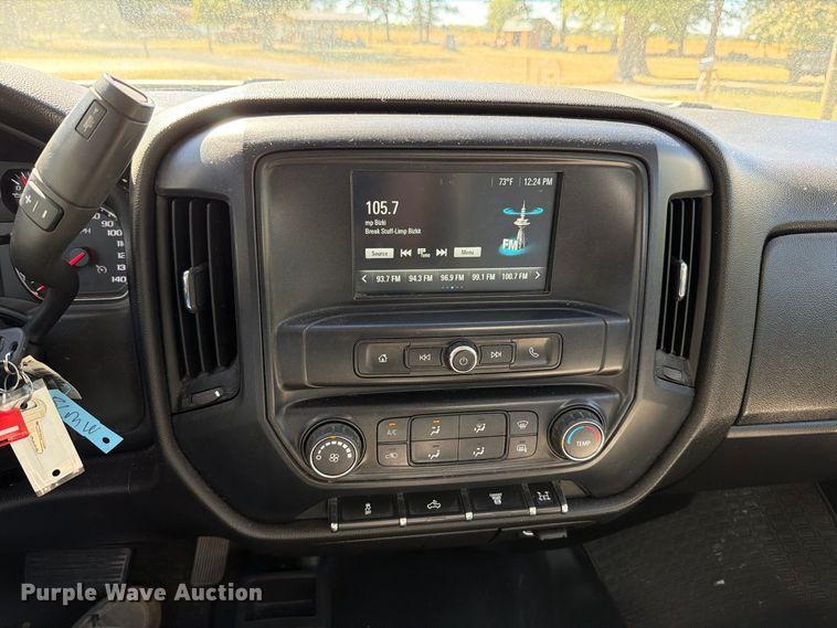 image for item FT6447 2016 Chevrolet Silverado 3500HD utility bed pickup truck