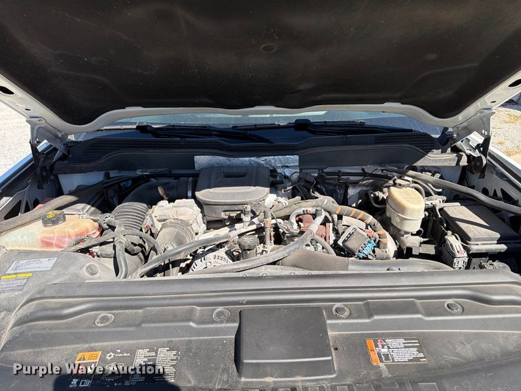 image for item FT6447 2016 Chevrolet Silverado 3500HD utility bed pickup truck