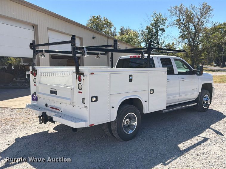 image for item FT6448 2017 Chevrolet Silverado 3500HD Crew Cab utility bed pickup truck