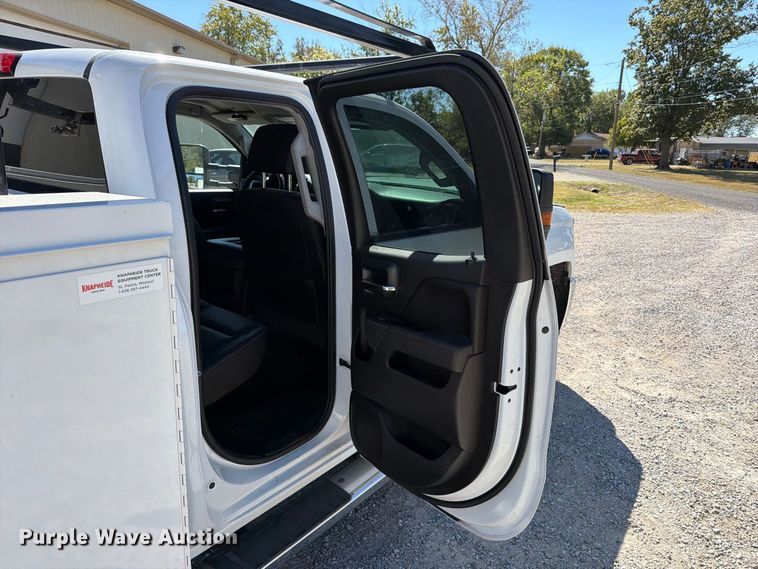image for item FT6448 2017 Chevrolet Silverado 3500HD Crew Cab utility bed pickup truck