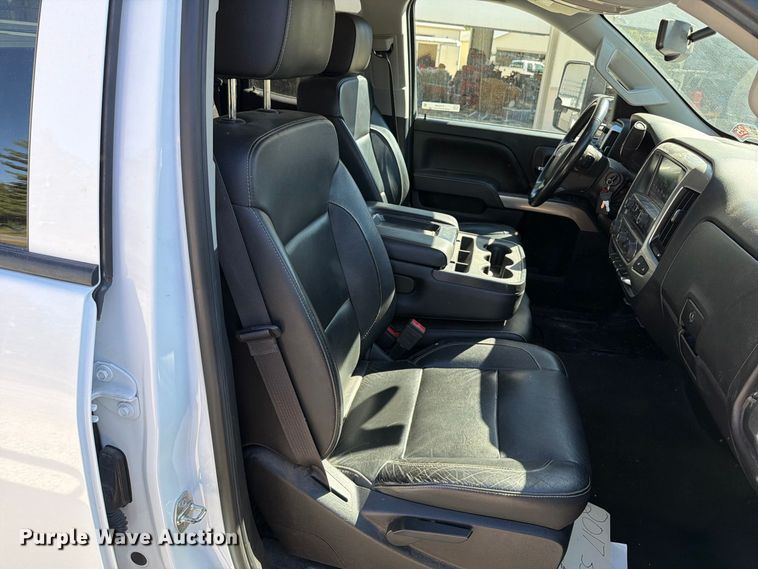 image for item FT6448 2017 Chevrolet Silverado 3500HD Crew Cab utility bed pickup truck