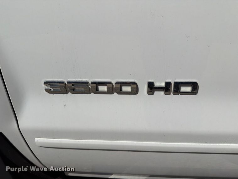 image for item FT6448 2017 Chevrolet Silverado 3500HD Crew Cab utility bed pickup truck