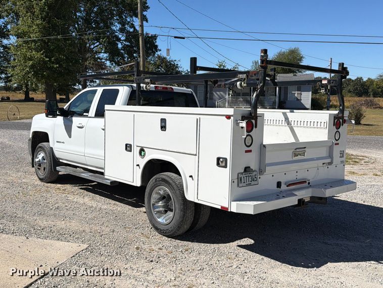 image for item FT6449 2017 Chevrolet Silverado 3500HD Crew Cab utility bed pickup truck