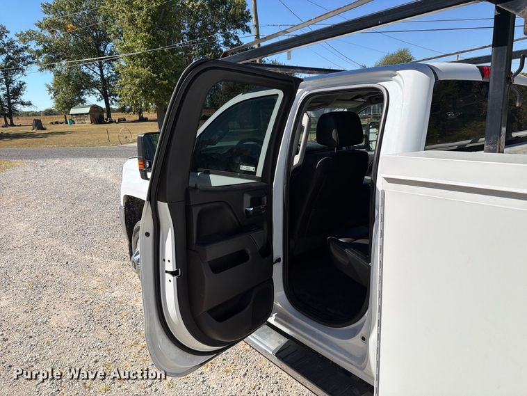 image for item FT6449 2017 Chevrolet Silverado 3500HD Crew Cab utility bed pickup truck