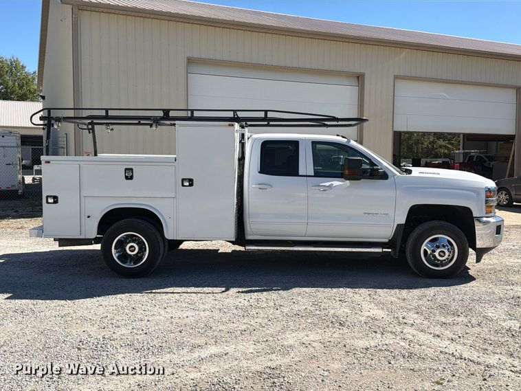 image for item FT6450 2018 Chevrolet Silverado 3500HD Crew Cab utility bed pickup truck