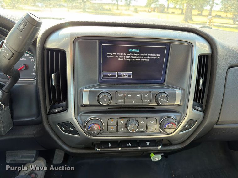 image for item FT6450 2018 Chevrolet Silverado 3500HD Crew Cab utility bed pickup truck
