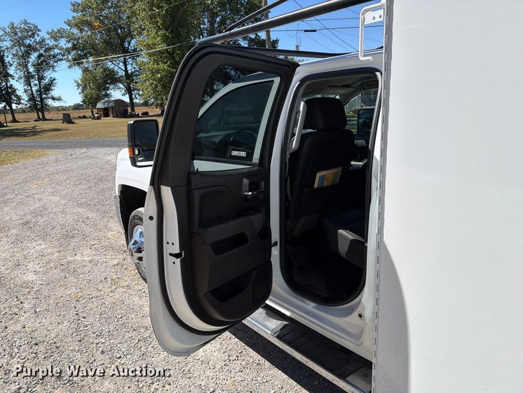 image for item FT6450 2018 Chevrolet Silverado 3500HD Crew Cab utility bed pickup truck