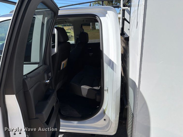image for item FT6450 2018 Chevrolet Silverado 3500HD Crew Cab utility bed pickup truck