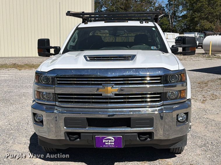image for item FT6454 2017 Chevrolet Silverado 3500HD Crew Cab utility bed pickup truck