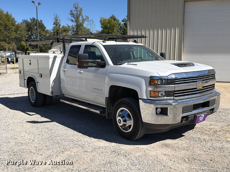 image for item FT6454 2017 Chevrolet Silverado 3500HD Crew Cab utility bed pickup truck