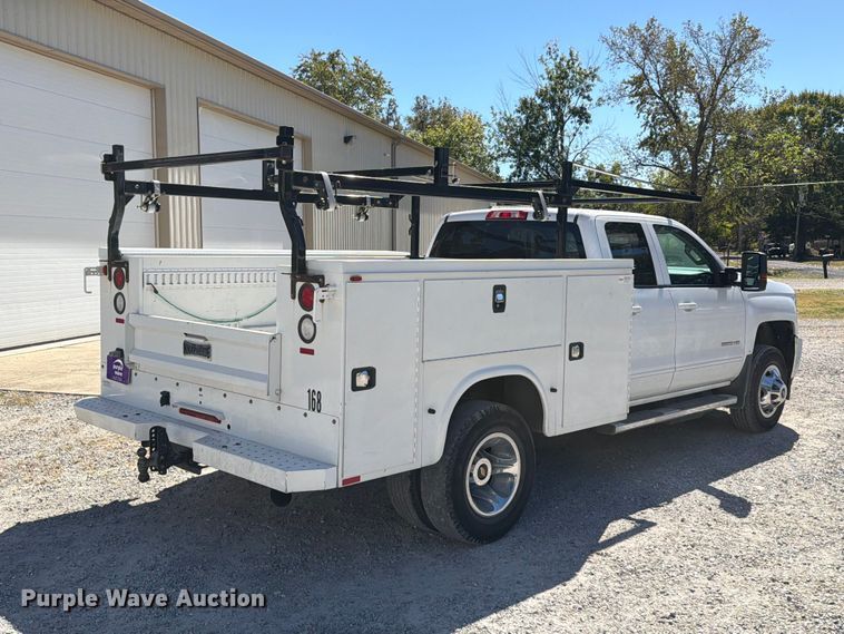 image for item FT6454 2017 Chevrolet Silverado 3500HD Crew Cab utility bed pickup truck