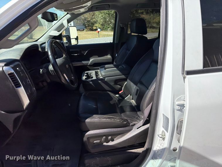image for item FT6454 2017 Chevrolet Silverado 3500HD Crew Cab utility bed pickup truck