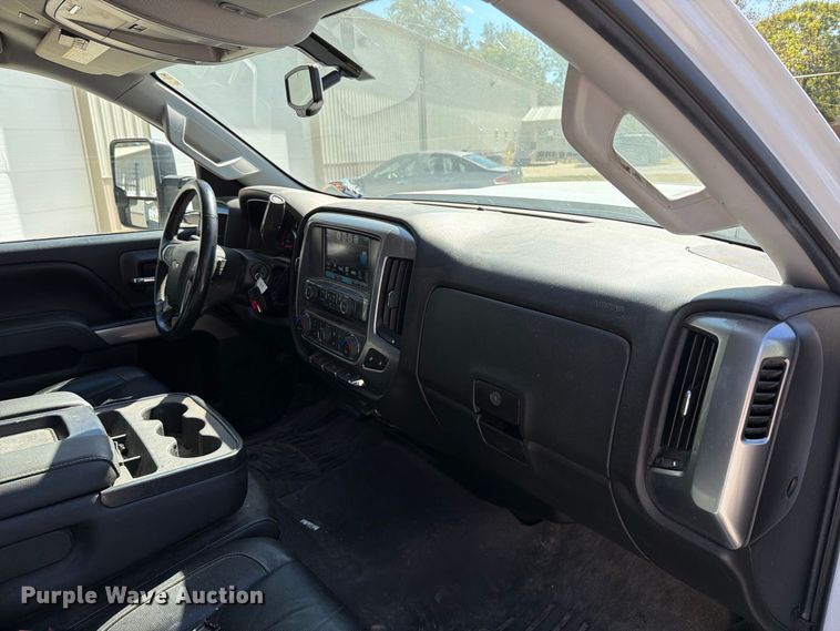 image for item FT6454 2017 Chevrolet Silverado 3500HD Crew Cab utility bed pickup truck