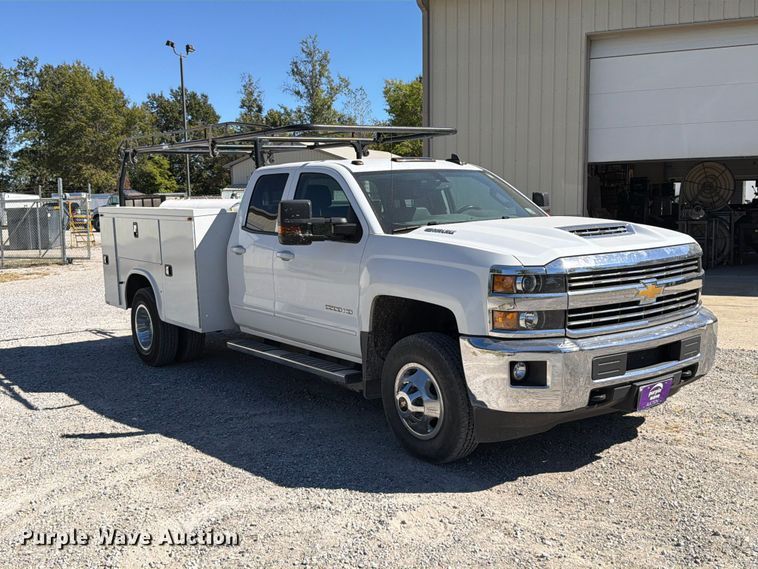 image for item FT6455 2017 Chevrolet Silverado 3500HD Crew Cab utility bed pickup truck