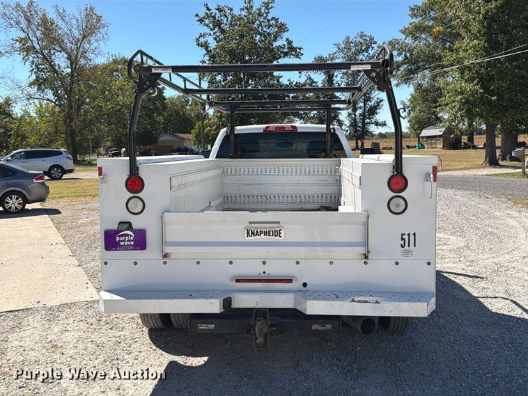 image for item FT6455 2017 Chevrolet Silverado 3500HD Crew Cab utility bed pickup truck