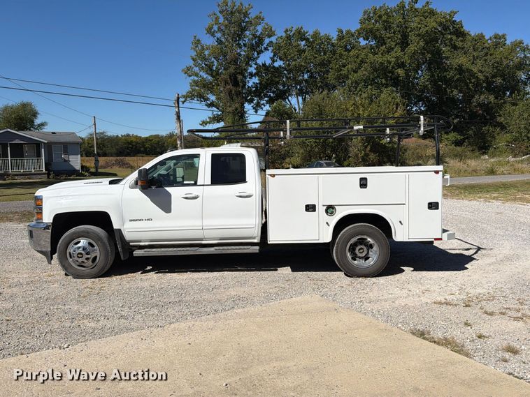 image for item FT6455 2017 Chevrolet Silverado 3500HD Crew Cab utility bed pickup truck
