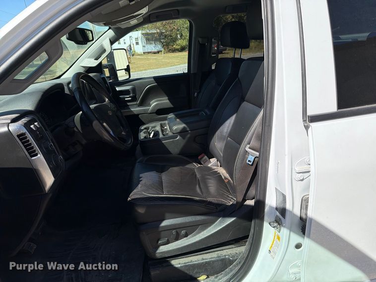 image for item FT6455 2017 Chevrolet Silverado 3500HD Crew Cab utility bed pickup truck