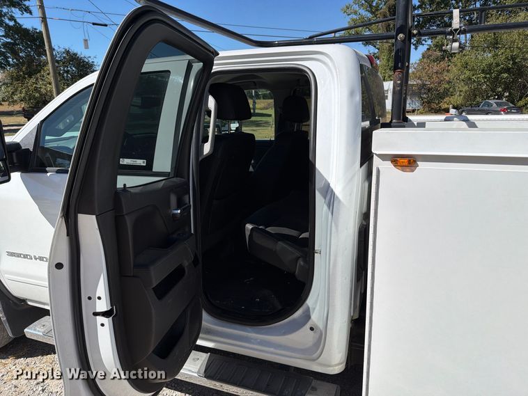 image for item FT6455 2017 Chevrolet Silverado 3500HD Crew Cab utility bed pickup truck
