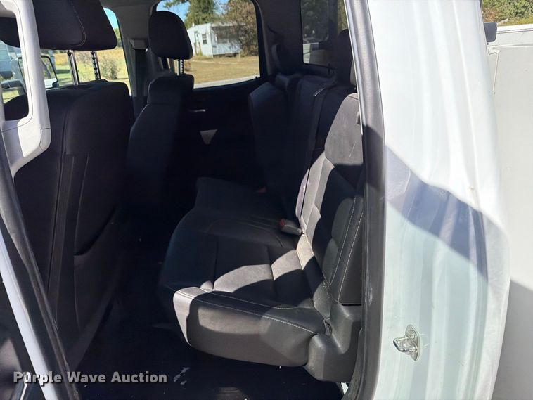 image for item FT6455 2017 Chevrolet Silverado 3500HD Crew Cab utility bed pickup truck