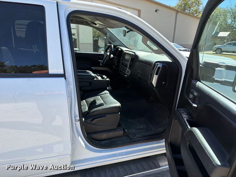 image for item FT6455 2017 Chevrolet Silverado 3500HD Crew Cab utility bed pickup truck