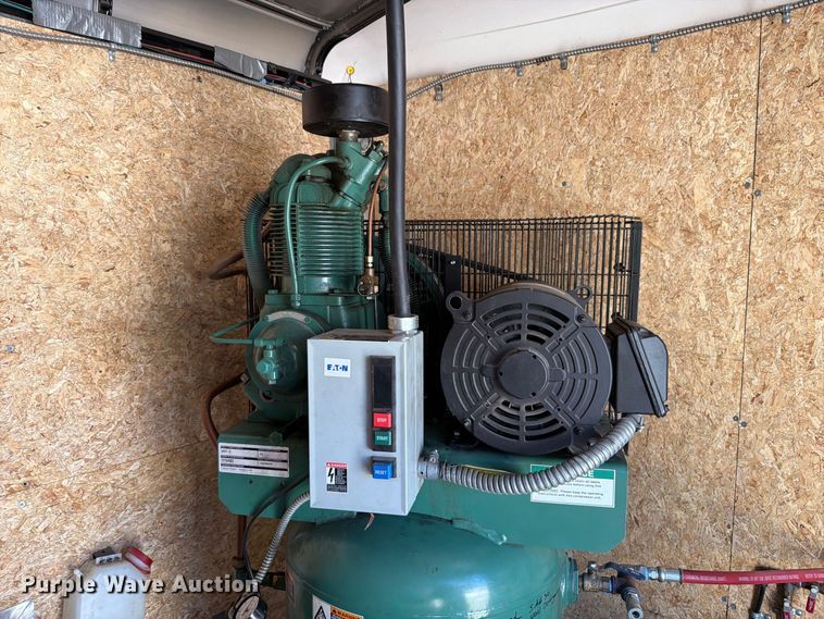 image for item FT6456 2017 LGS Trailers LOOK spray foam trailer 
