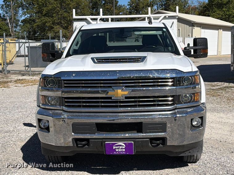 image for item FT6458 2017 Chevrolet Silverado 2500HD Crew Cab utility bed pickup truck