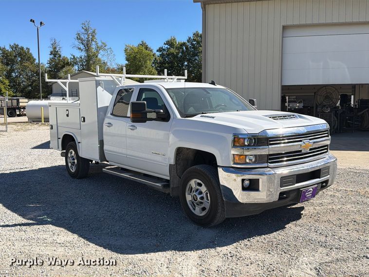 image for item FT6459 2017 Chevrolet Silverado 2500HD Crew Cab utility bed pickup truck