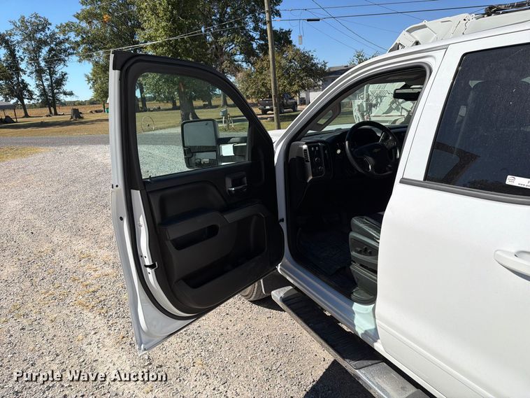 image for item FT6459 2017 Chevrolet Silverado 2500HD Crew Cab utility bed pickup truck