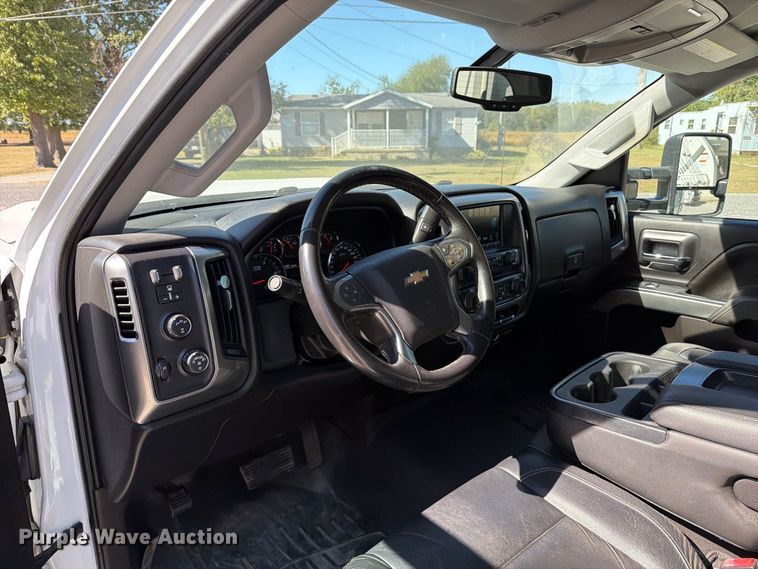 image for item FT6459 2017 Chevrolet Silverado 2500HD Crew Cab utility bed pickup truck