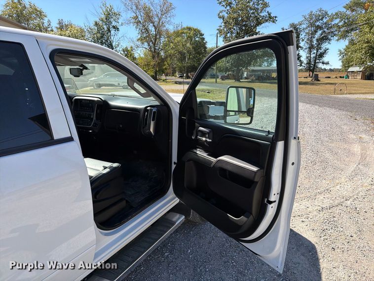 image for item FT6459 2017 Chevrolet Silverado 2500HD Crew Cab utility bed pickup truck