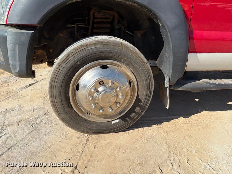 image for item FT6472 2011 Ford F550 Super Duty XL flatbed truck