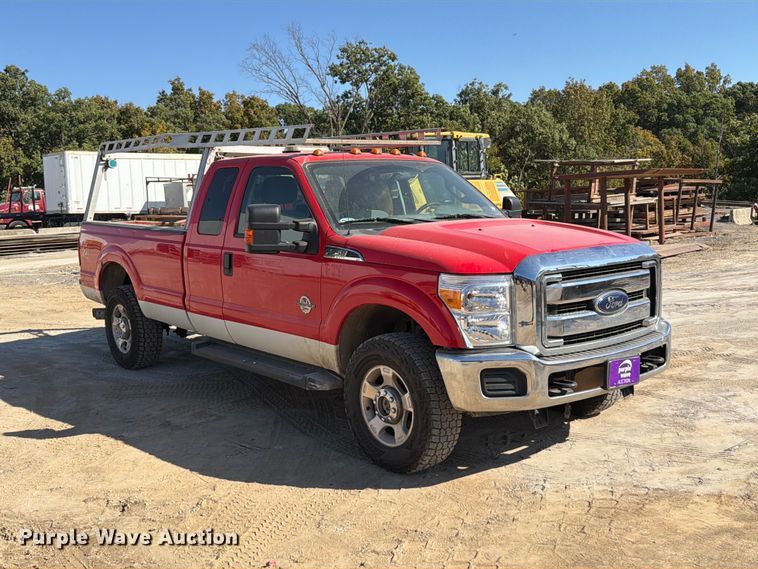 image for item FT6473 2016 Ford F250 Super Duty XLT Ext. Cab pickup truck