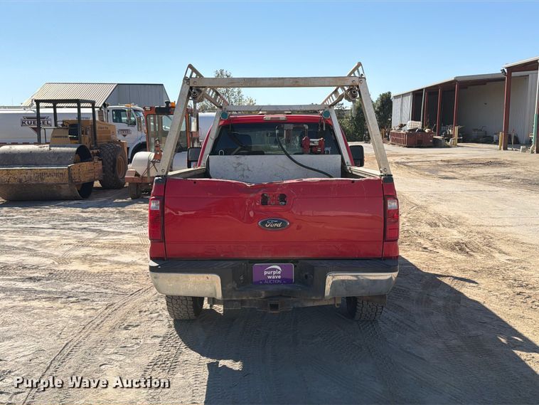 image for item FT6473 2016 Ford F250 Super Duty XLT Ext. Cab pickup truck