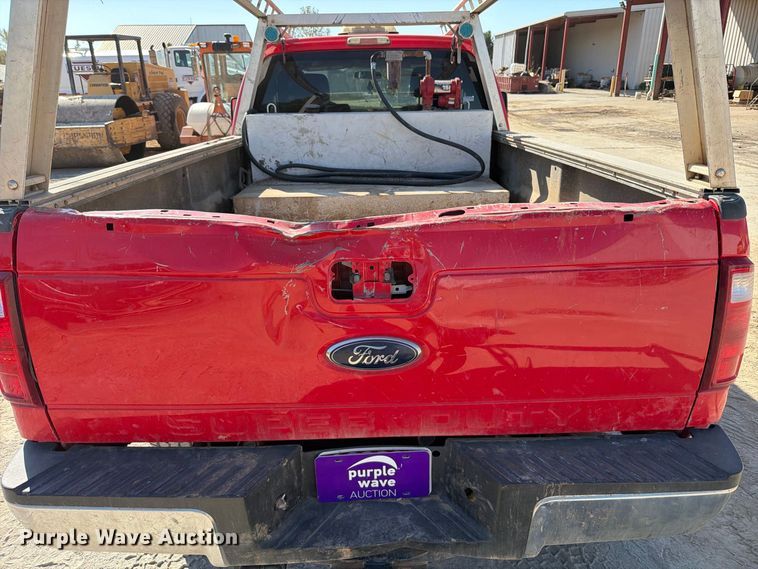 image for item FT6473 2016 Ford F250 Super Duty XLT Ext. Cab pickup truck