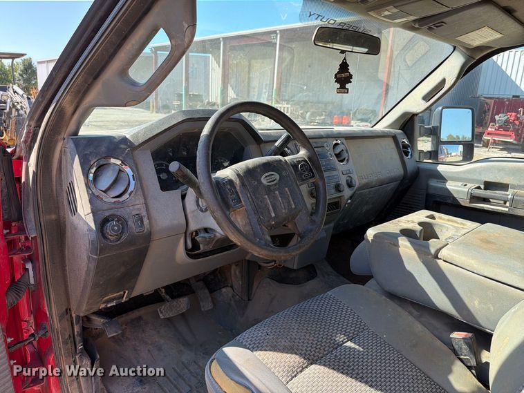 image for item FT6473 2016 Ford F250 Super Duty XLT Ext. Cab pickup truck