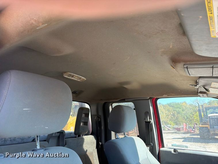 image for item FT6473 2016 Ford F250 Super Duty XLT Ext. Cab pickup truck