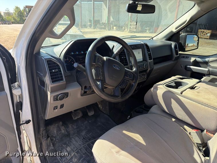 image for item FT6474 2019 Ford F-150 XLT Crew Cab pickup truck