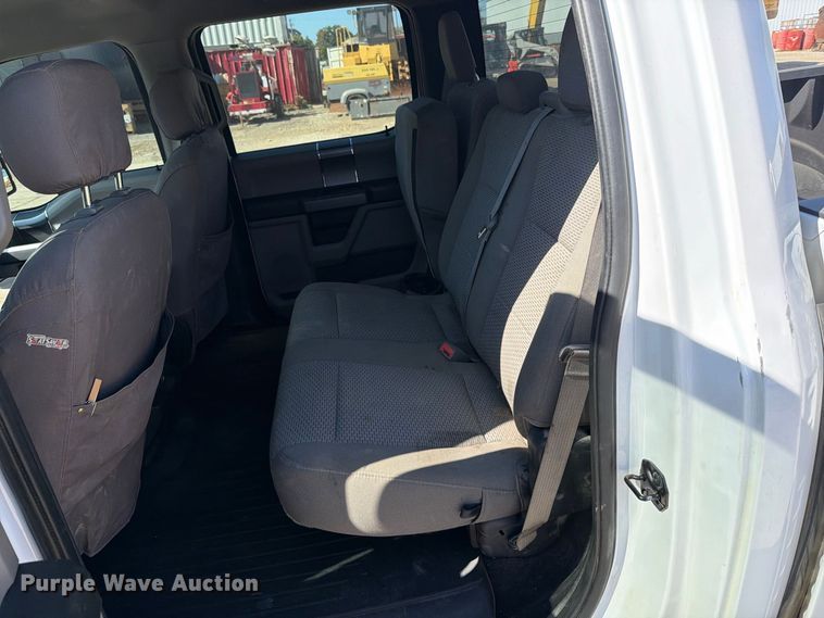 image for item FT6474 2019 Ford F-150 XLT Crew Cab pickup truck