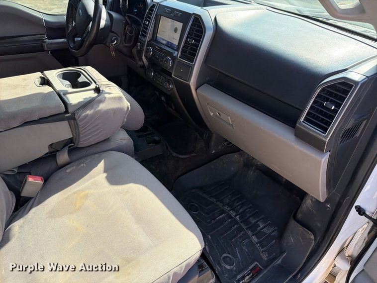 image for item FT6474 2019 Ford F-150 XLT Crew Cab pickup truck