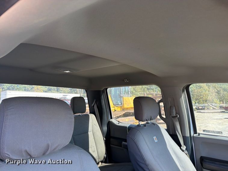 image for item FT6474 2019 Ford F-150 XLT Crew Cab pickup truck