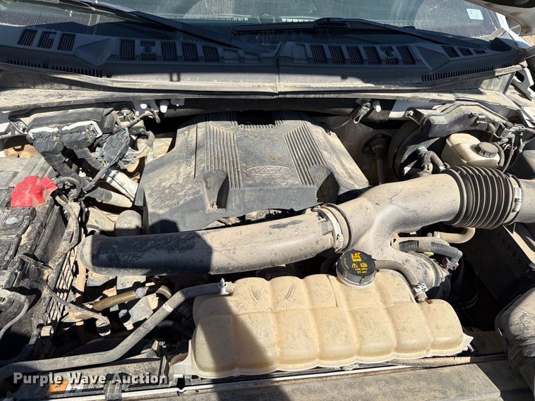 image for item FT6474 2019 Ford F-150 XLT Crew Cab pickup truck