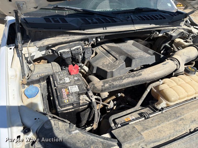 image for item FT6474 2019 Ford F-150 XLT Crew Cab pickup truck
