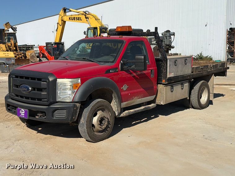 image for item FT6475 2015 Ford F450 Super Duty XL flatbed truck