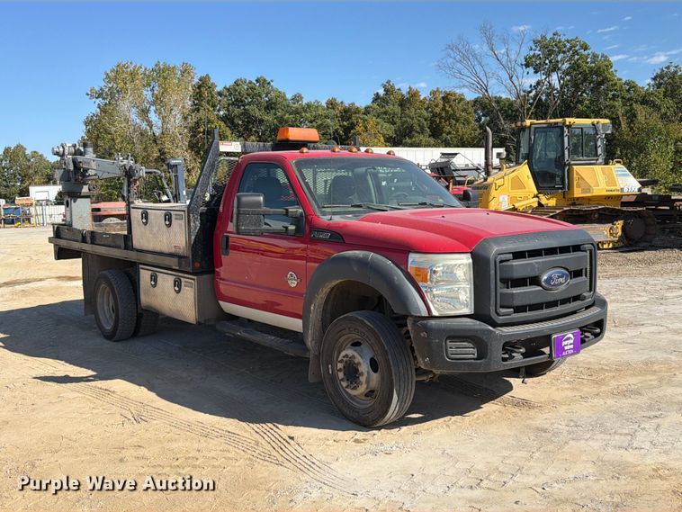 image for item FT6475 2015 Ford F450 Super Duty XL flatbed truck