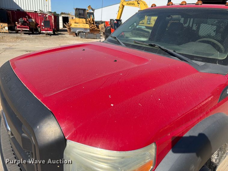 image for item FT6475 2015 Ford F450 Super Duty XL flatbed truck