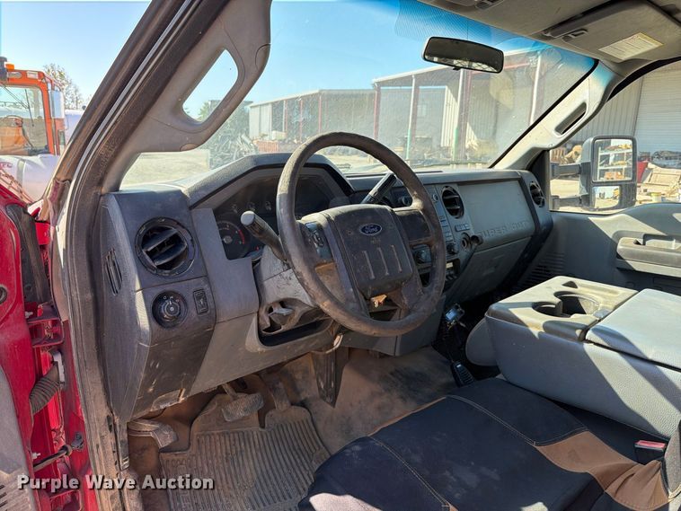 image for item FT6475 2015 Ford F450 Super Duty XL flatbed truck
